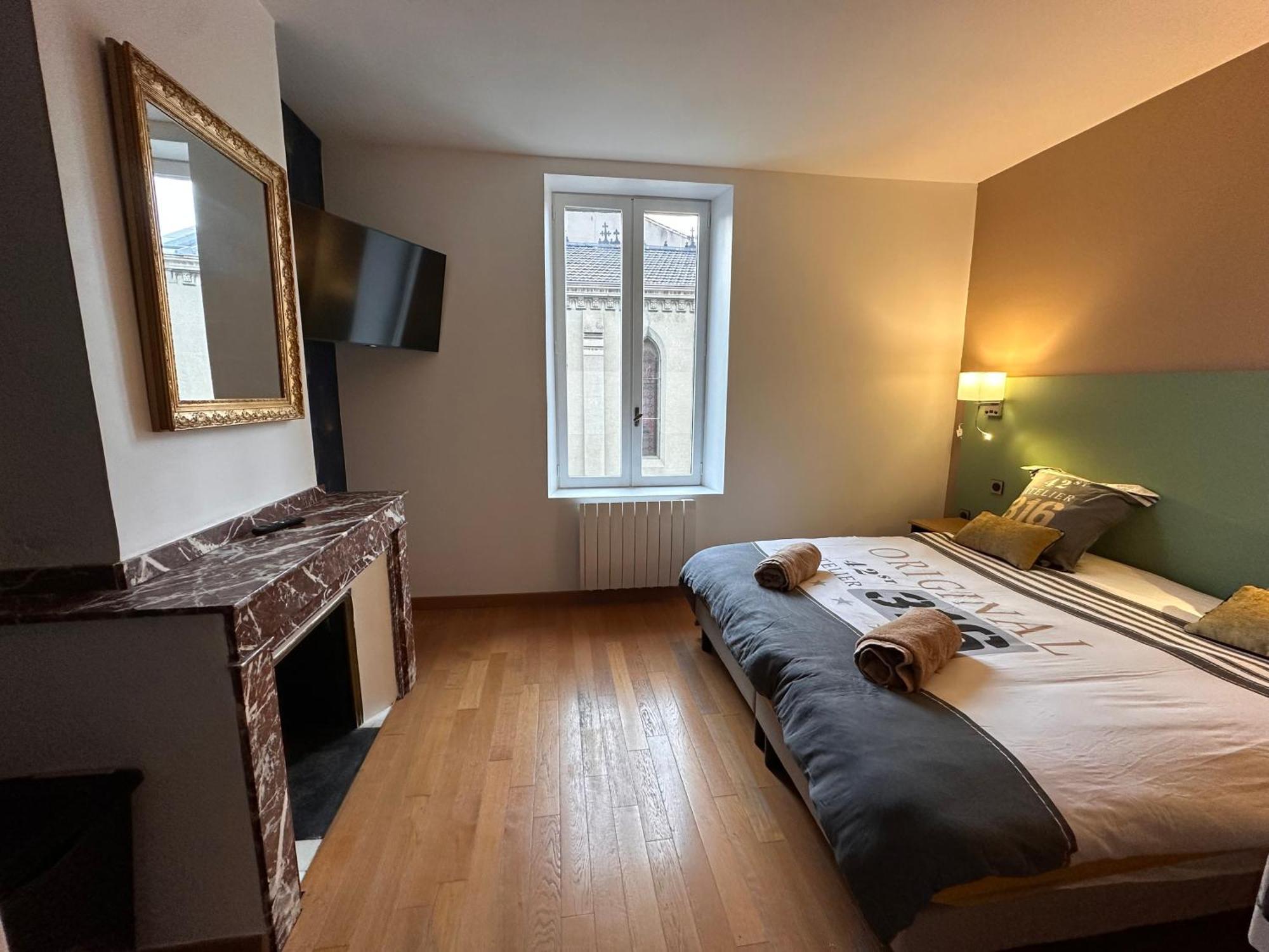 Les Appartements Du Palais การ์กาซอน ภายนอก รูปภาพ