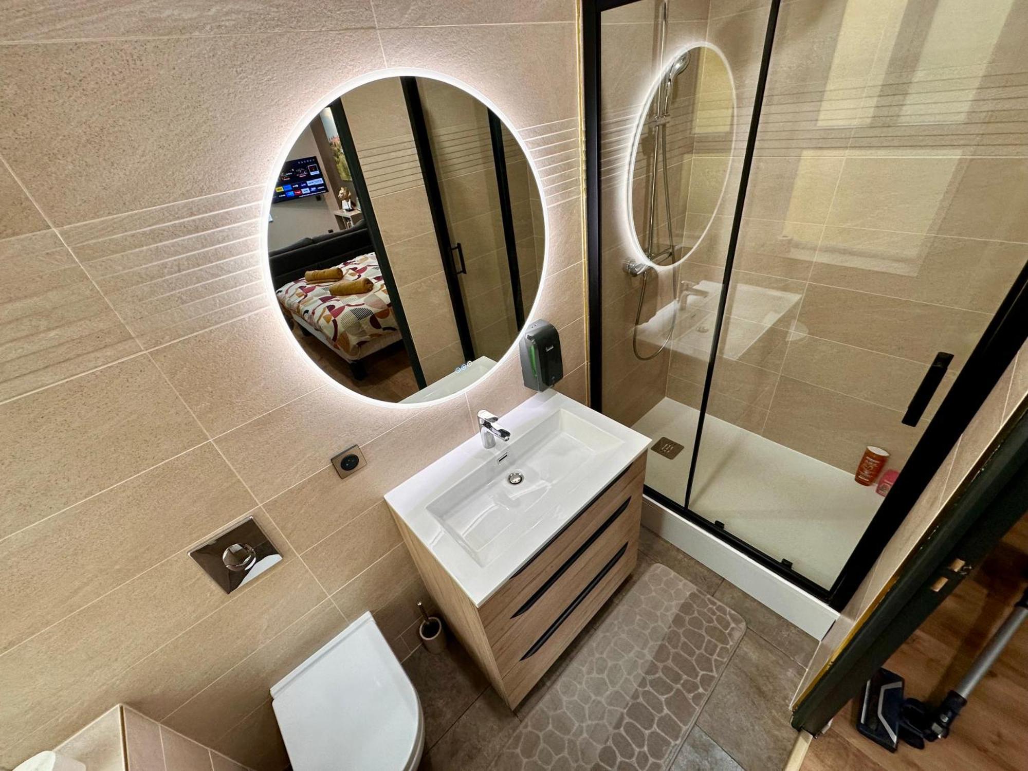 Les Appartements Du Palais การ์กาซอน ภายนอก รูปภาพ